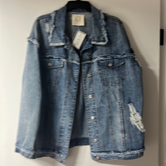 Distressed Denim Jacket NWT SIZE M - Picture 1 of 4